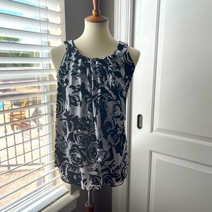 Carole Little black and white sleeves top